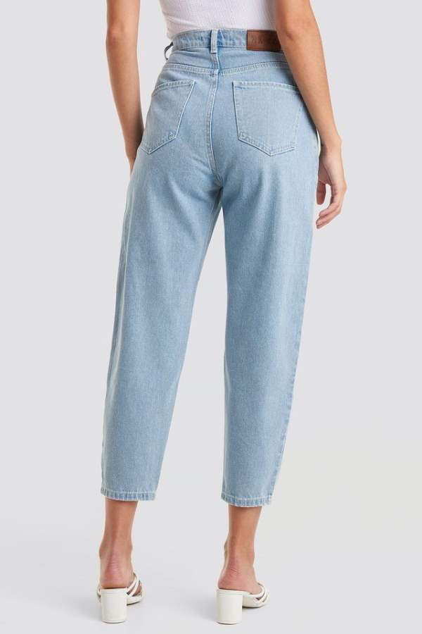 Womens Super Skinny Fit Mid-Rise Clean Look Stretchable Jeans - Back View - AceCart