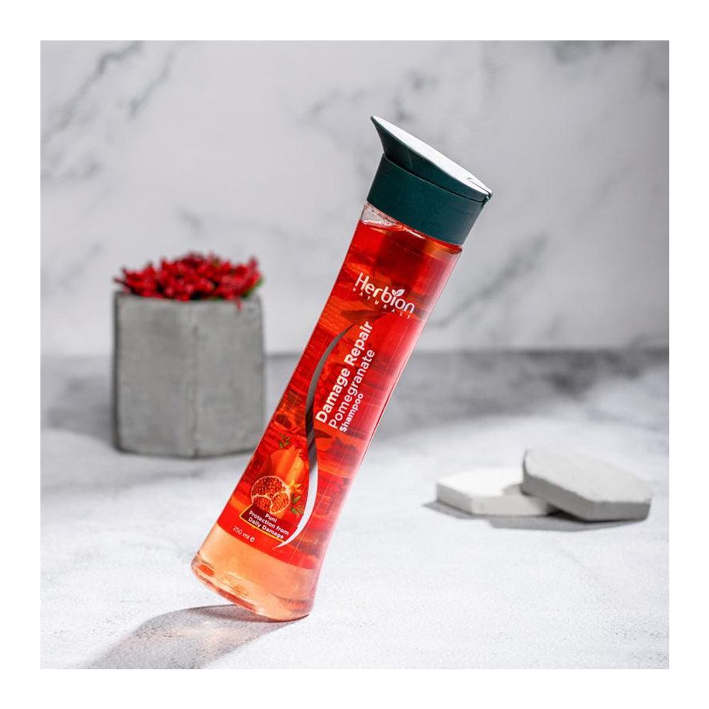 Herbion Naturals Damage Repair Pomegranate Shampoo, For Dry Hair, 250ml - Front View