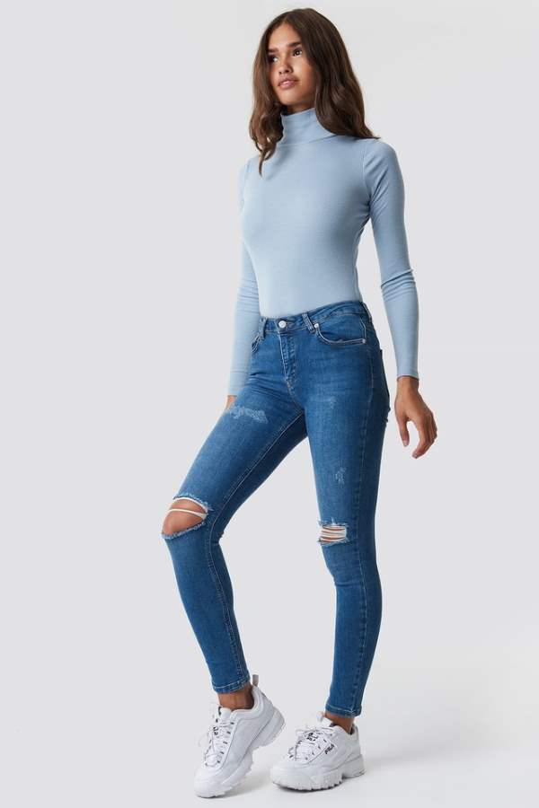 Women Skinny Fit Mid-Rise Clean Look Stretchable Jeans  - Side View - AceCart