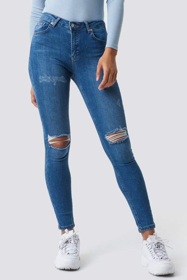 Women Skinny Fit Mid-Rise Clean Look Stretchable Jeans - Back View - AceCart