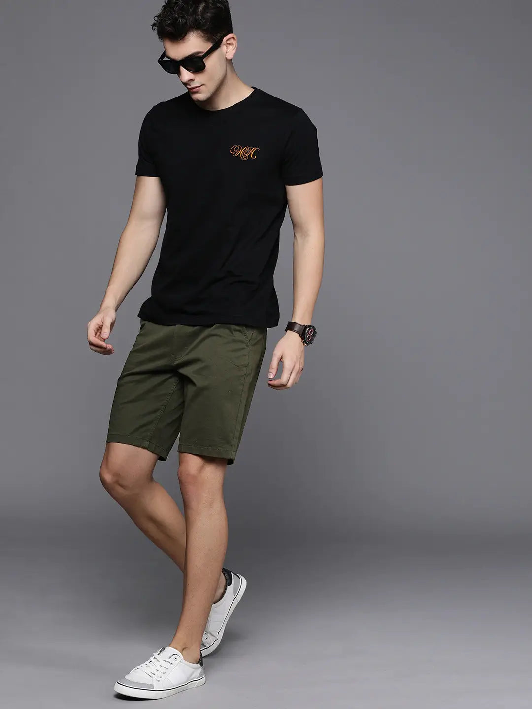 Men Olive Green Solid Slim Fit Chino Shorts - Front View - AceCart