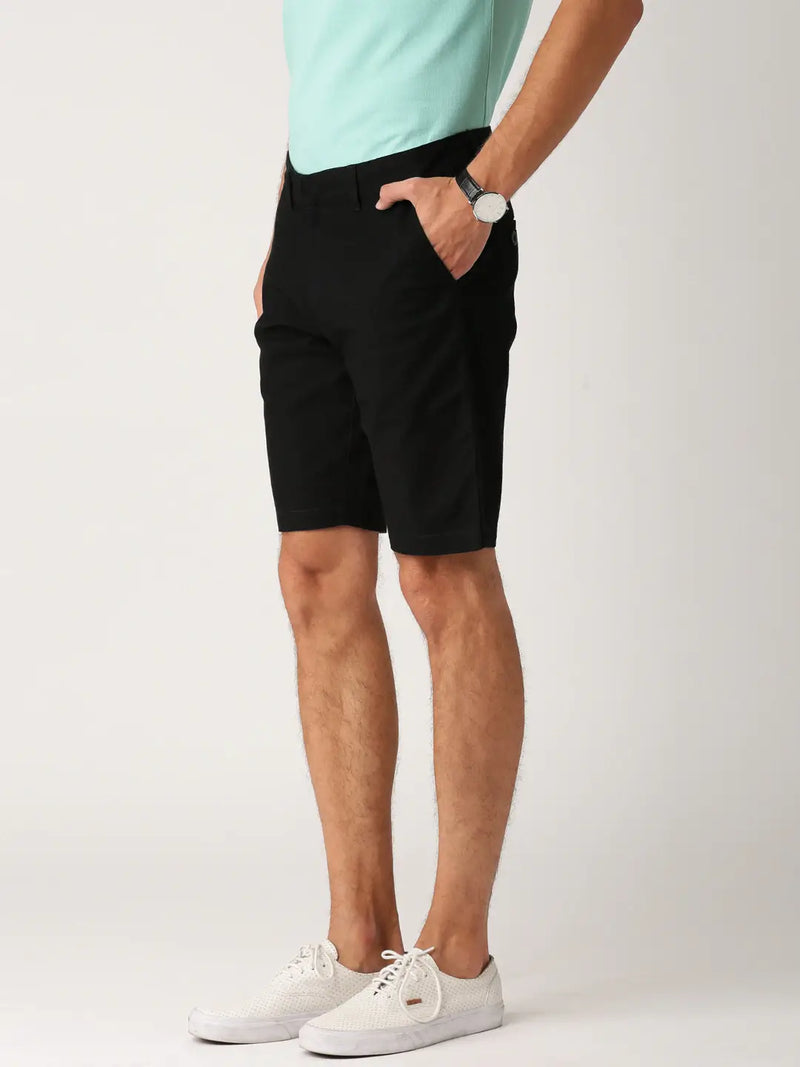 Men Black Solid Regular Fit Regular Shorts - Side View - AceCart