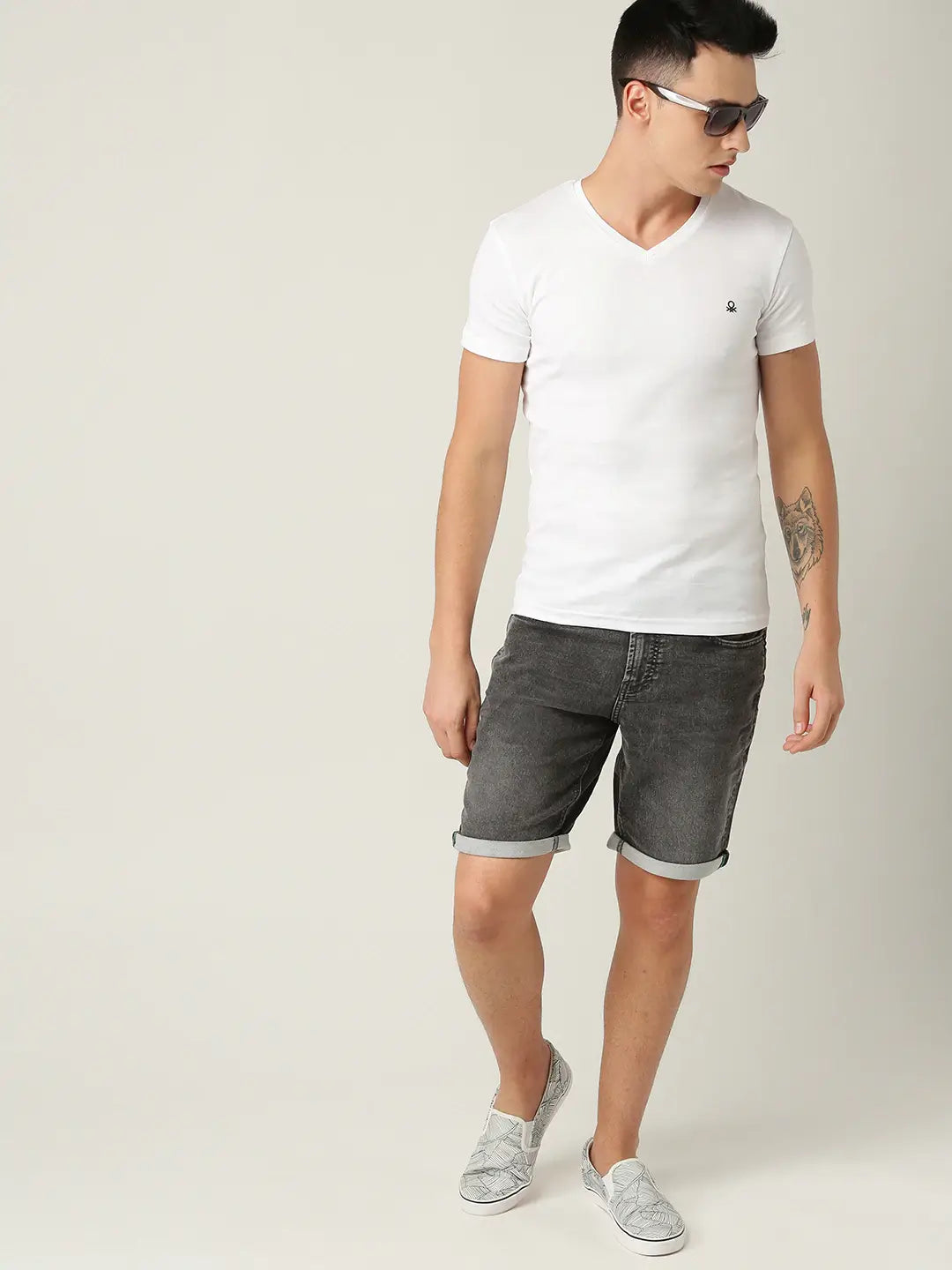 Men Charcoal Grey Solid Slim Fit Denim Shorts - Front View - AceCart