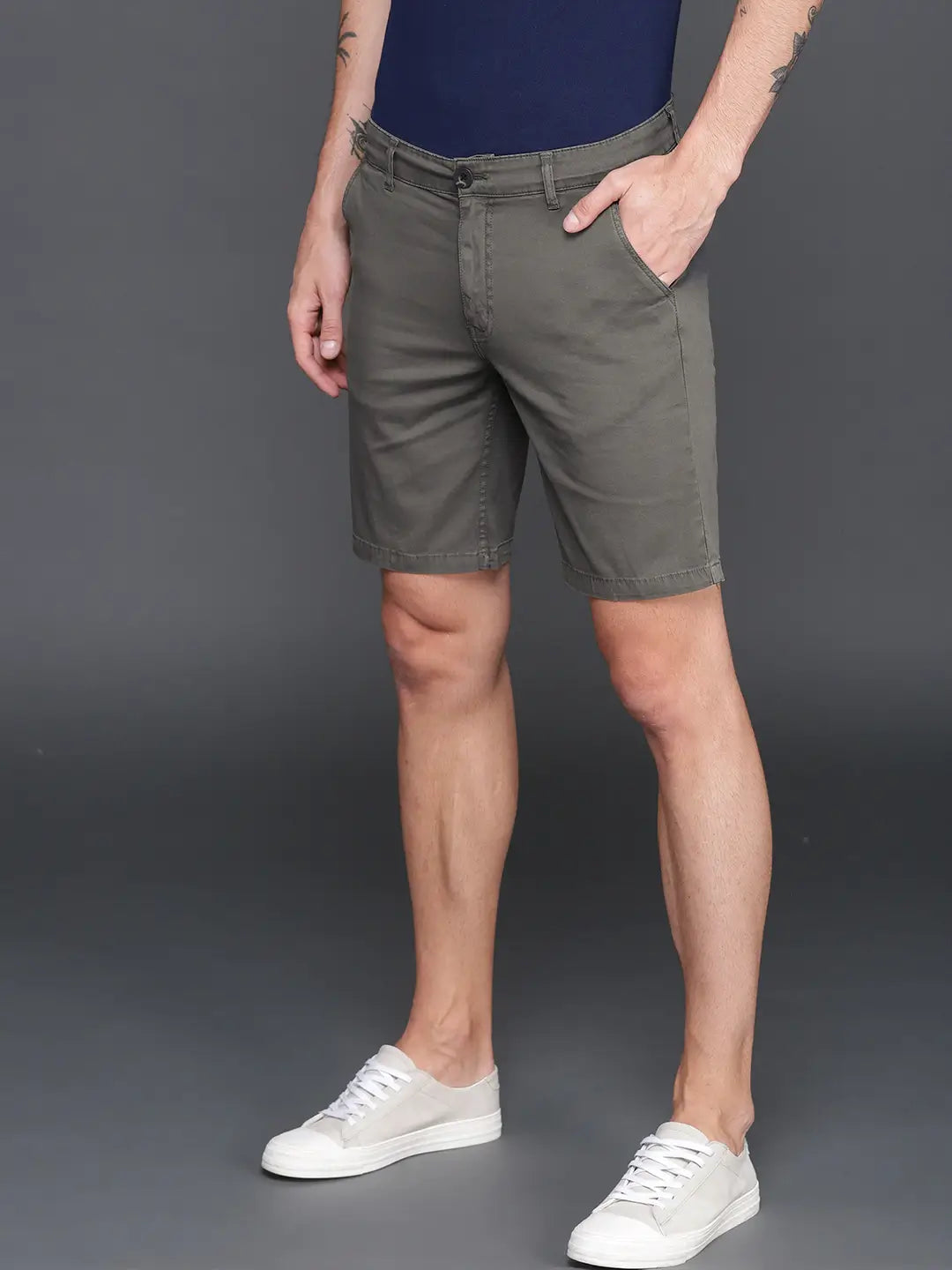 Men Grey Solid Slim Fit Chino Shorts - Back View - AceCart