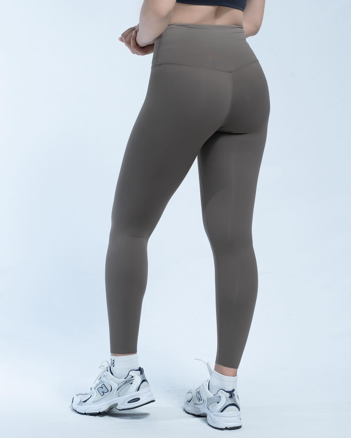 Noir Performance Gym Leggings Yoga Pants