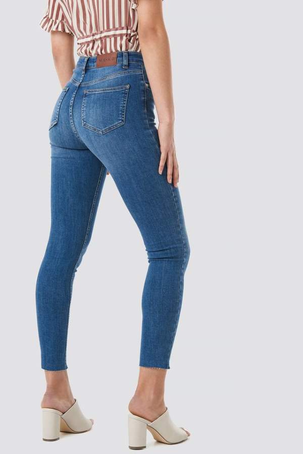 Women Mid-Rise Clean Look Stretchable Cropped Jeans - Back View - AceCart