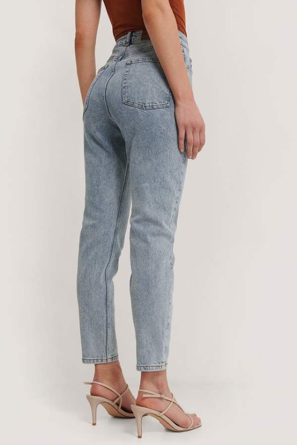 Women Skinny Fit Mid-Rise Clean Look Stretchable Cropped Jeans - Back View - AceCart