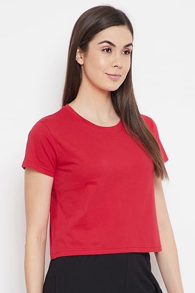 Basic Cropped Casual Tee in Red - 100% Cotton