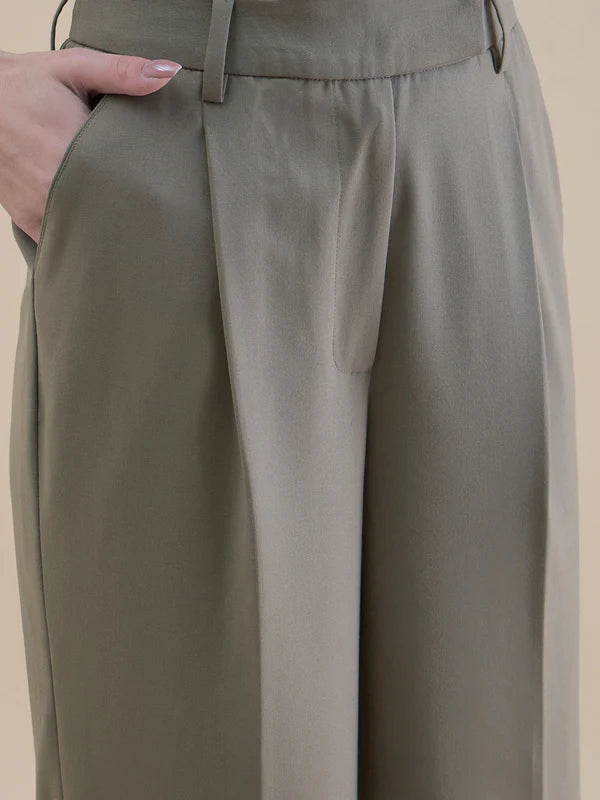 Women High-Waist Pleated Straight Leg Relaxed Fit Trouser Pant