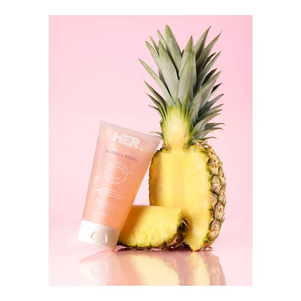 Her Beauty Wake Up-Rose Up Balance Bestie PH Friendly Rose Cloud Cleanser, 150ml - Front View